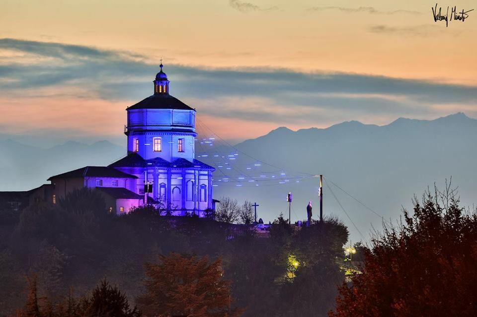 Torino Central-- Rooms And Apartments - Alba Bagian luar foto