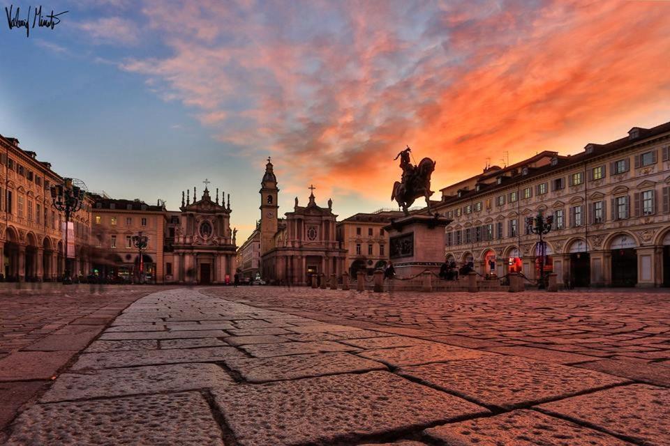 Torino Central-- Rooms And Apartments - Alba Bagian luar foto
