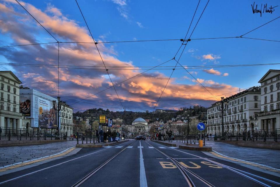 Torino Central-- Rooms And Apartments - Alba Bagian luar foto
