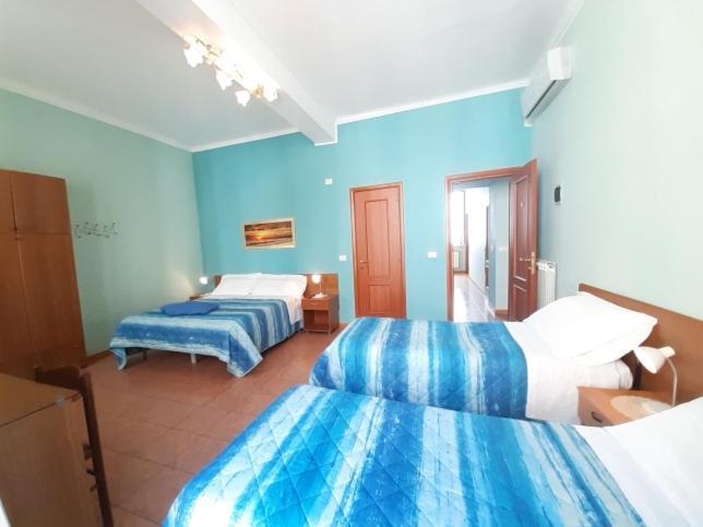 Torino Central-- Rooms And Apartments - Alba Bagian luar foto