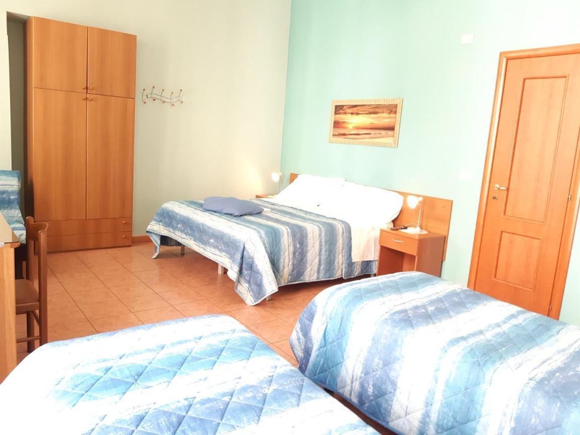 Torino Central-- Rooms And Apartments - Alba Bagian luar foto