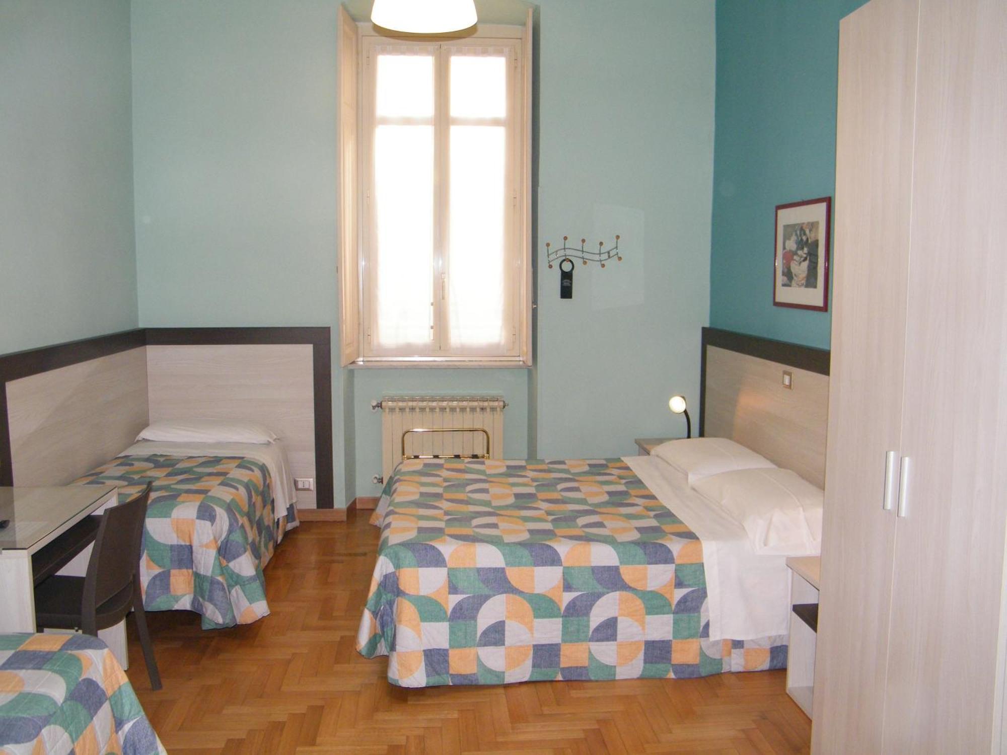 Torino Central-- Rooms And Apartments - Alba Bagian luar foto